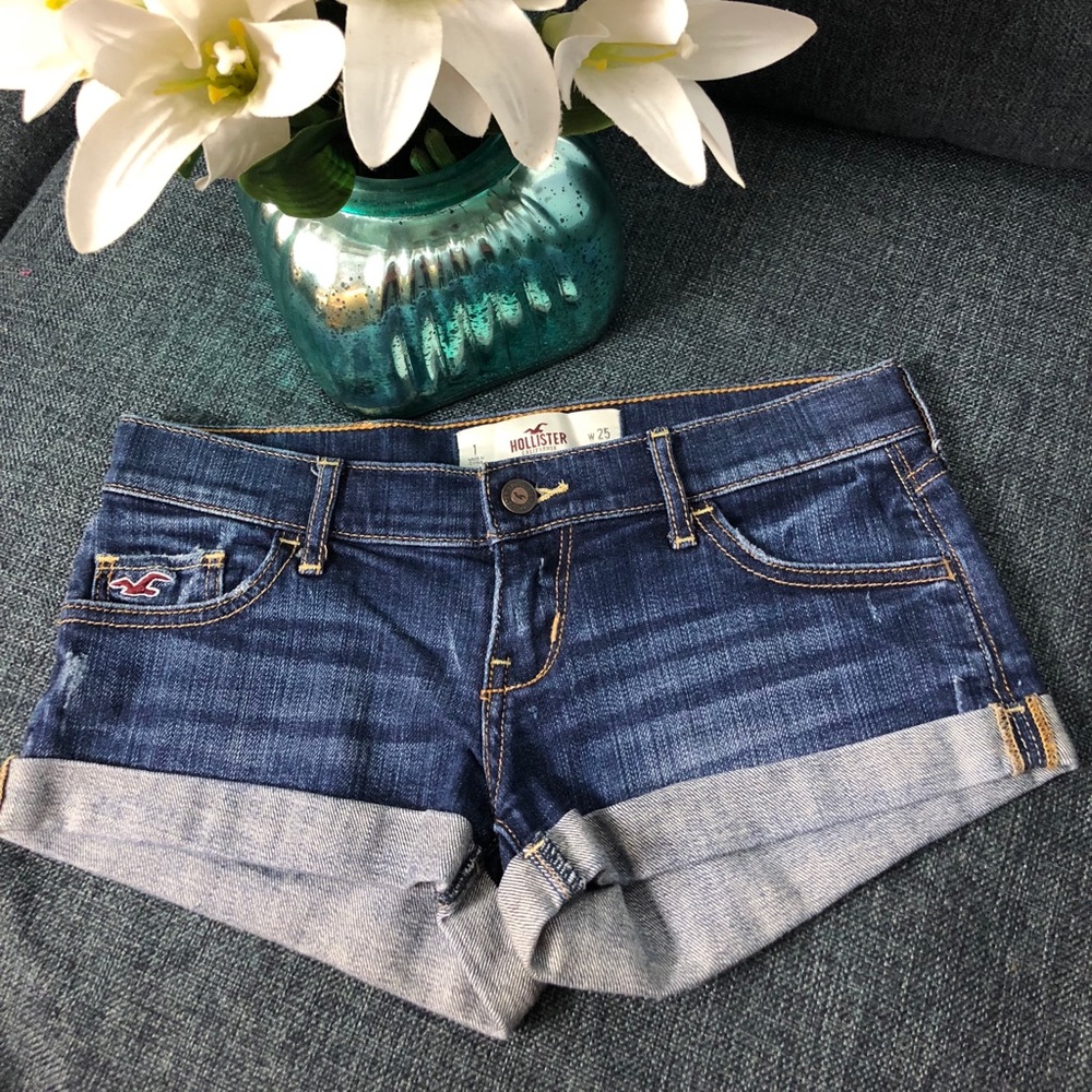 HOLLISTER jean shorts size 1
